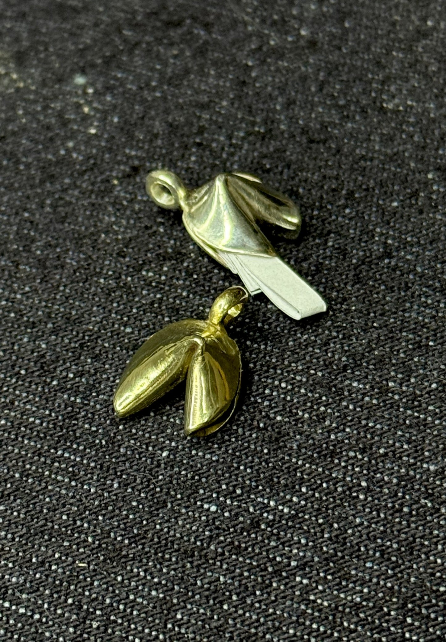 Domínate charm